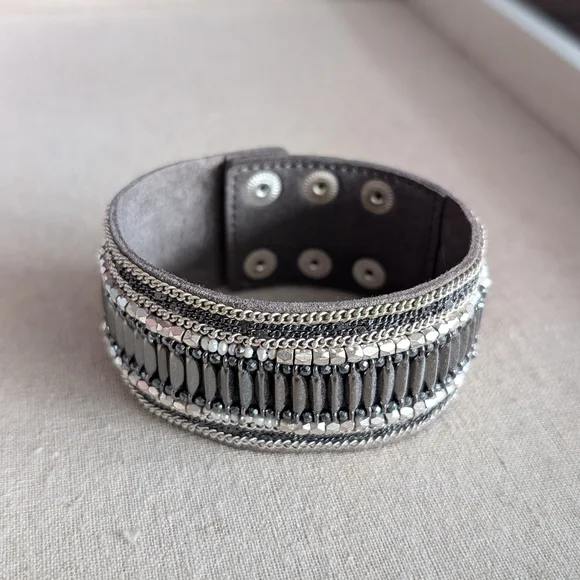 Stella & Dot Florian Bracelet - Picture 1 of 3